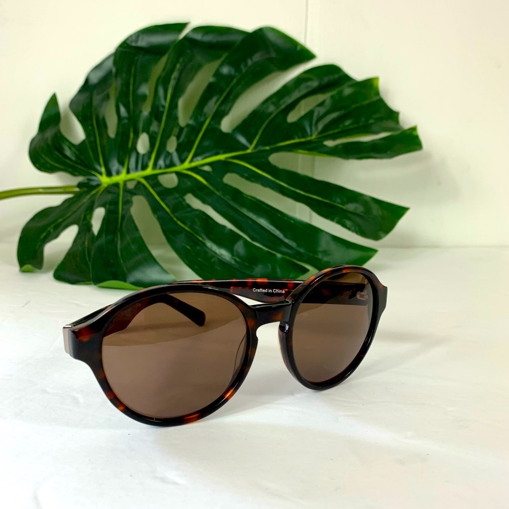 RIVET & SWAY Tortoise Shell Round Sunglasses